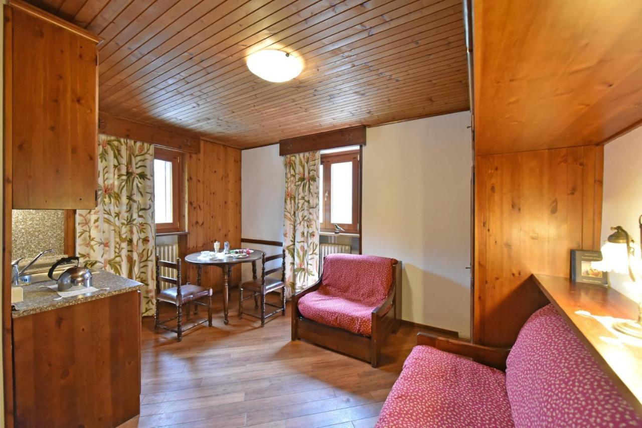 Residence Castelli Breuil-Cervinia Exteriör bild
